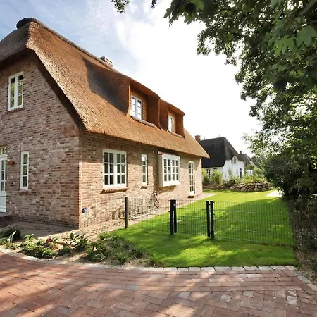 Dom wakacyjny Doppelhaushaelfte Amber House